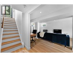 368 PHILIP Place - 33