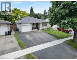 131 CARLYLE Drive - 2