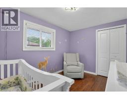 131 CARLYLE Drive - 25