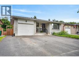 131 CARLYLE Drive - 3