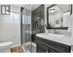 131 CARLYLE Drive - 35