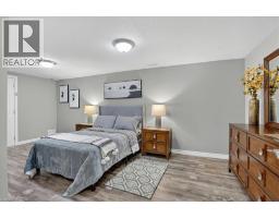131 CARLYLE Drive - 39
