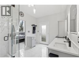 207 BEACH Boulevard - 25