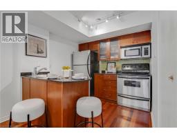 38 WESTERN BATTERY Road UnitNo. 632 - 7