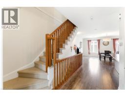 362 PLAINS Road E UnitNo. 32 - 16