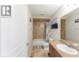 362 PLAINS Road E UnitNo. 32 - 25