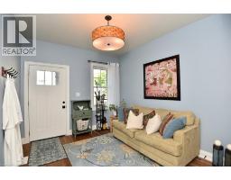26 CORBETT Avenue - 24