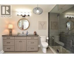 26 CORBETT Avenue - 31