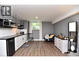 26 CORBETT Avenue - 38