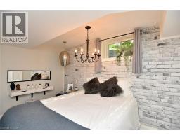 26 CORBETT Avenue - 43