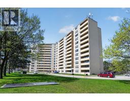 700 DYNES Road UnitNo. 904 - 1