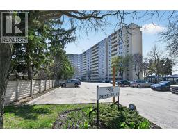 700 DYNES Road UnitNo. 904 - 2