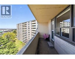 700 DYNES Road UnitNo. 904 - 27