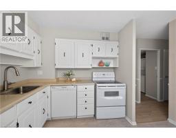700 DYNES Road UnitNo. 904 - 9