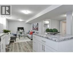 78 PRICE Avenue - 35