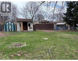4 BEECHWOOD Court - 27