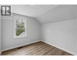 26 ALBINA Street - 25