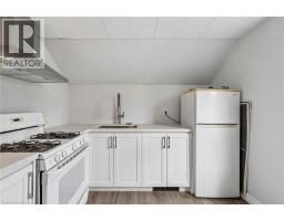 26 ALBINA Street - 31
