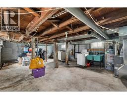26 ALBINA Street - 33