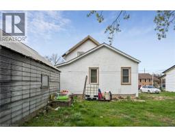 26 ALBINA Street - 35