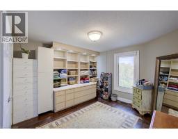 109 PROFESSOR S LAKE Parkway - 22