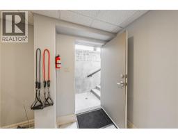 221 GLOVER Road - 41