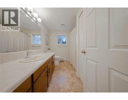 9 VILLAGE Road - 23