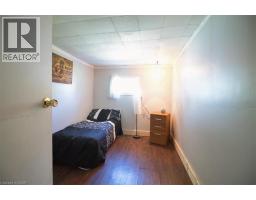 252 QUEEN Street - 18