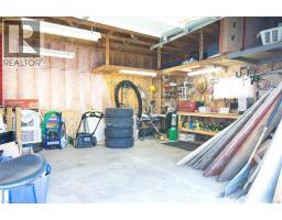 252 QUEEN Street - 25