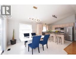 40 DINEEN Court - 14