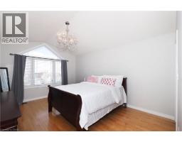 40 DINEEN Court - 20