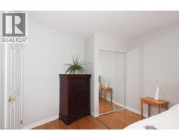 40 DINEEN Court - 24