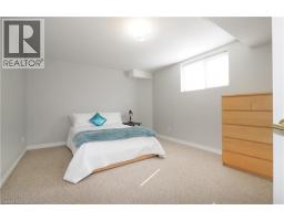 40 DINEEN Court - 31