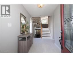 40 DINEEN Court - 5