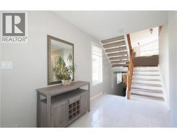 40 DINEEN Court - 6