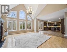 872 CREEKSIDE Drive - 13