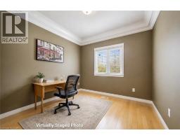 872 CREEKSIDE Drive - 23