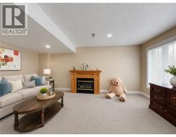 872 CREEKSIDE Drive - 35