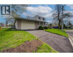 207 LINDEN Drive - 22