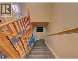207 LINDEN Drive - 8