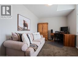 255 FALCONRIDGE Drive - 30