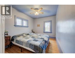 94 STIRLING Avenue N - 15