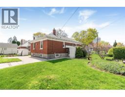 791 BRUCEDALE Avenue E - 42