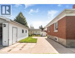 791 BRUCEDALE Avenue E - 44