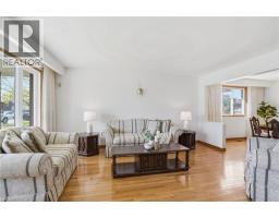 267 GREENCEDAR Drive - 9