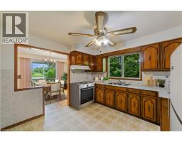 240 MUD Street W - 14