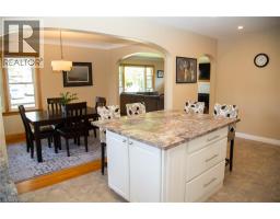 42 HAWTHORNE Avenue - 15