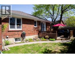 42 HAWTHORNE Avenue - 30
