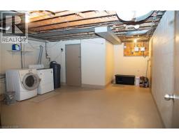42 HAWTHORNE Avenue - 48