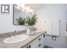 397 KEATS Way UnitNo. 4 - 27